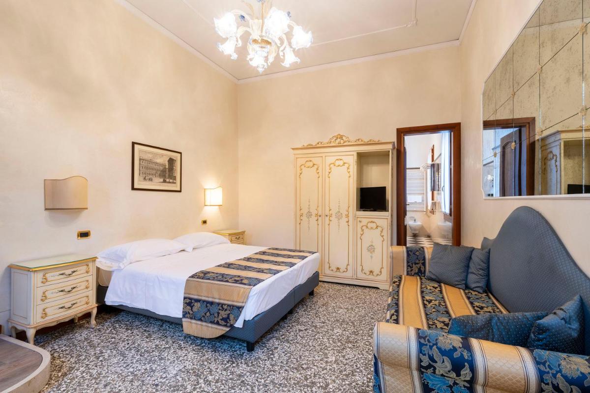 Image 6 of Hotel Torino
