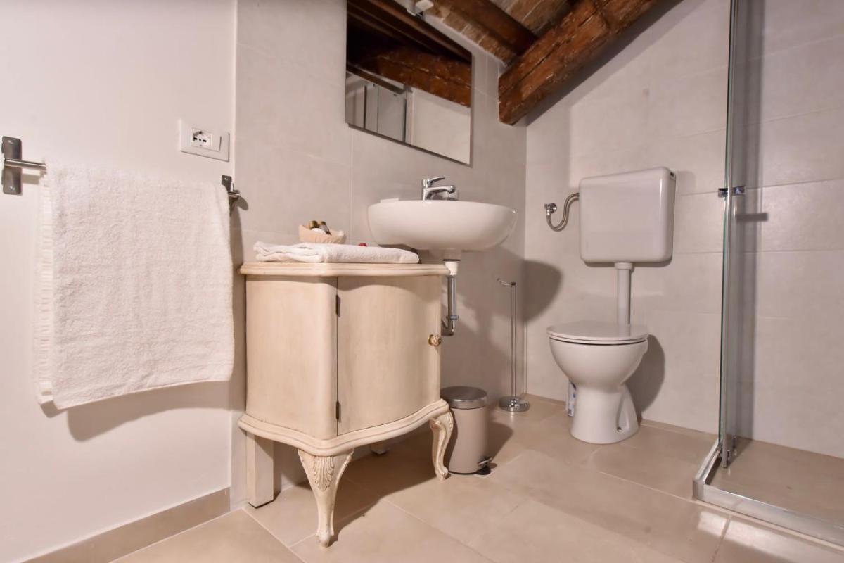 Image 2 of Palazzetto Barnaba