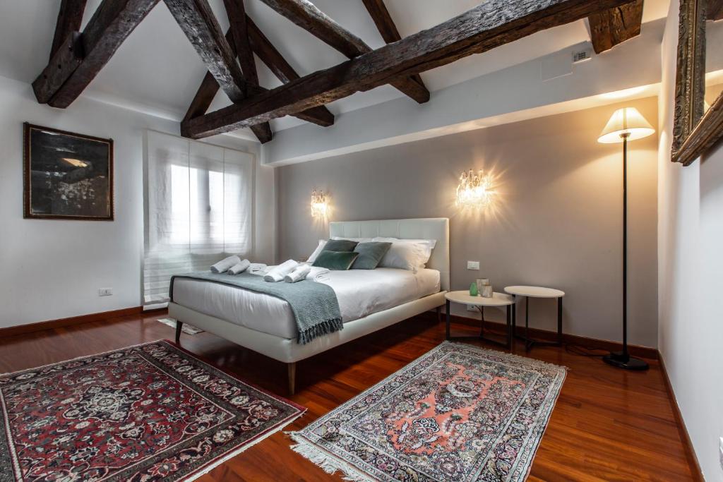 Image of San Pantalon Luxury Penthouse R&R