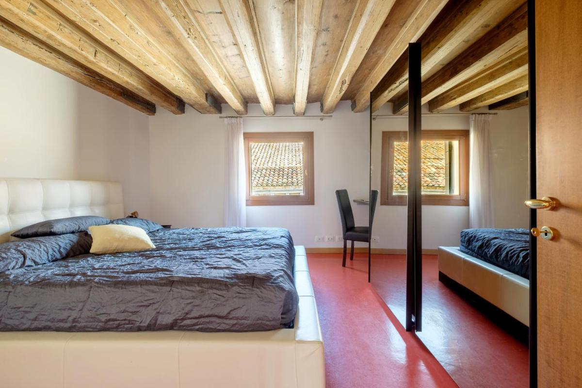 Image 1 of The Lion’s House APT4