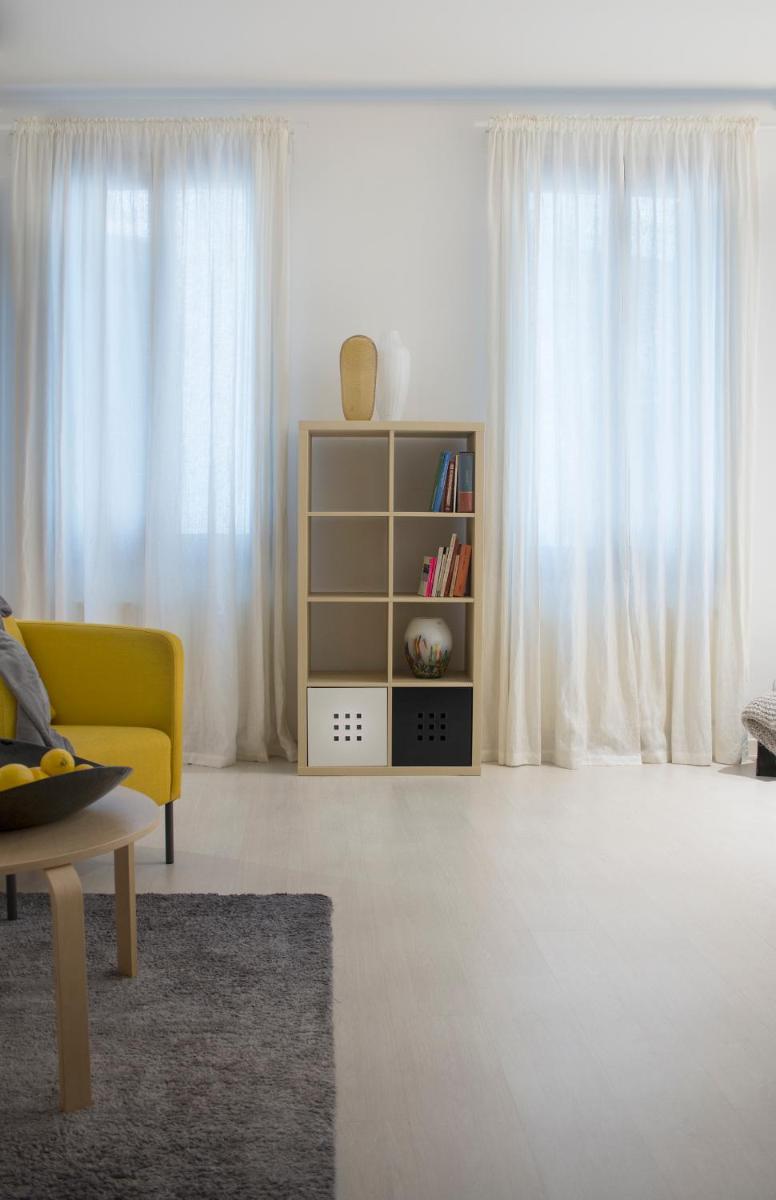 Image 3 of Uma Apartments