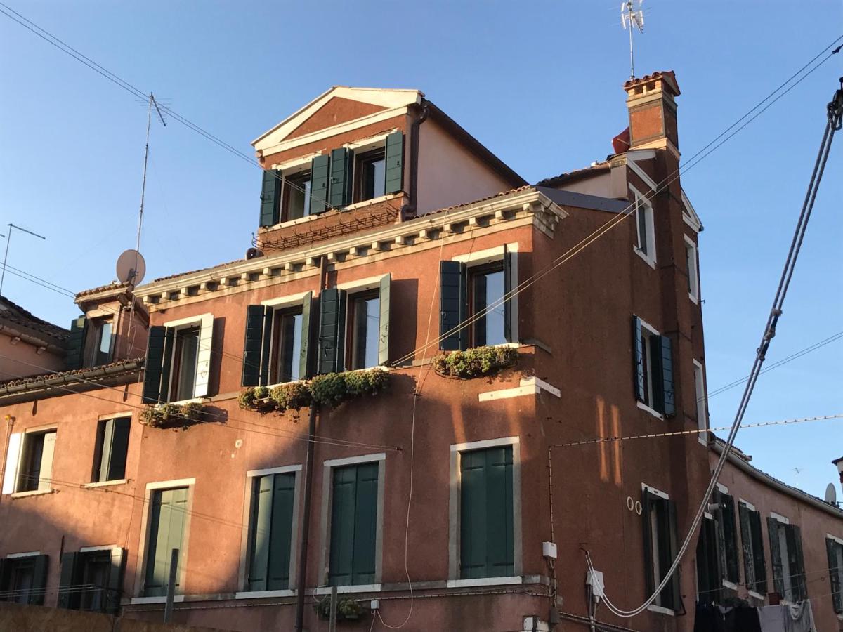 Image 2 of Venezia Luxury Biennale Design