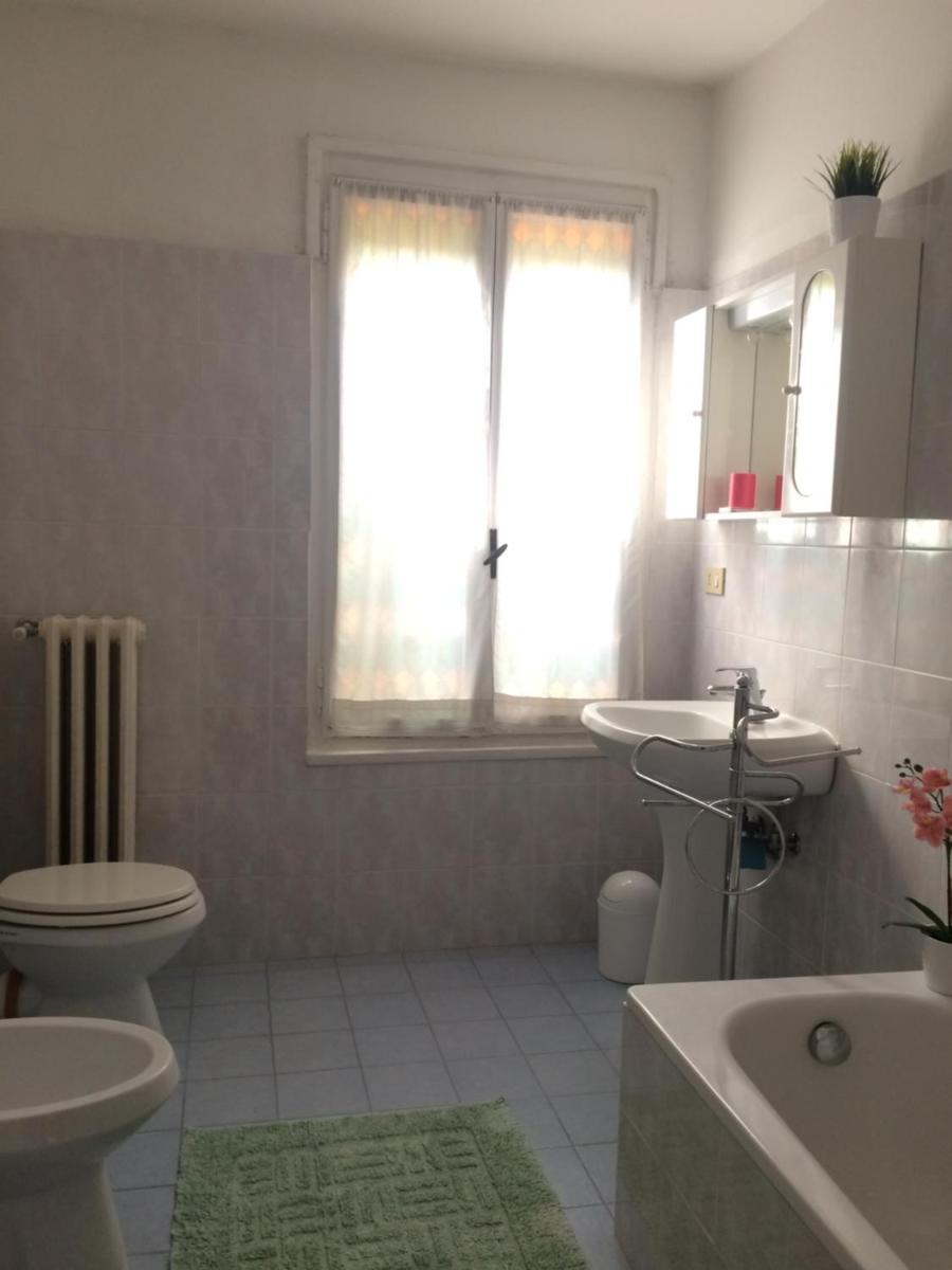 Image 1 of Ve-nice Suite Formosa C5141